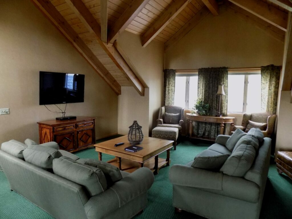 GarlandLodge Penthouse 1