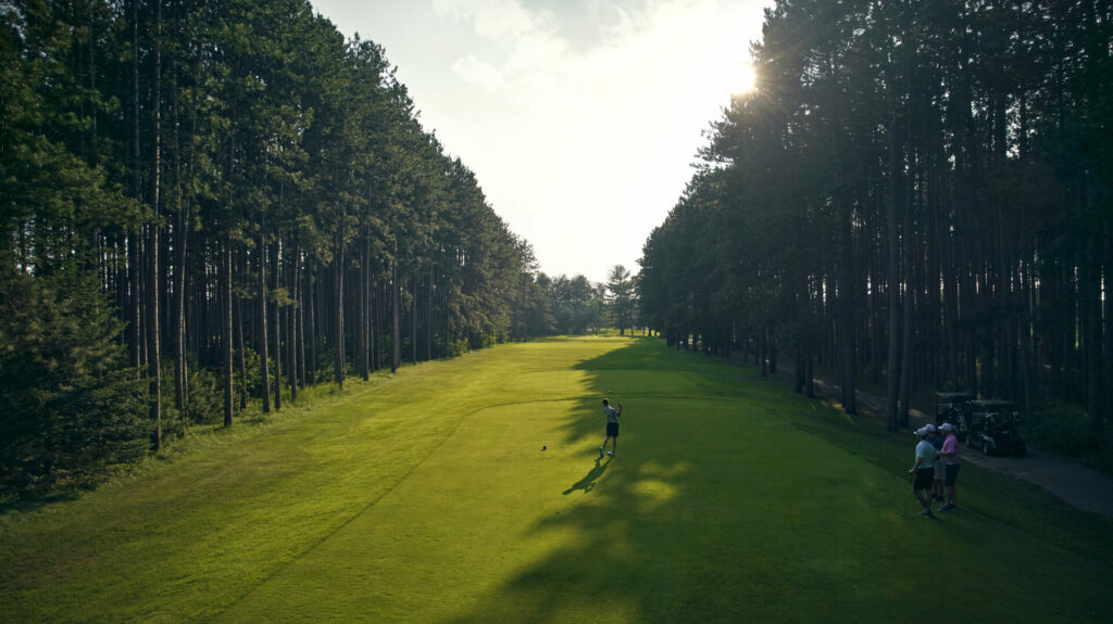 Monarch 3 GR2023 Garland Golf 09